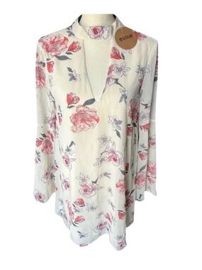 Essue Floral Dress NWT